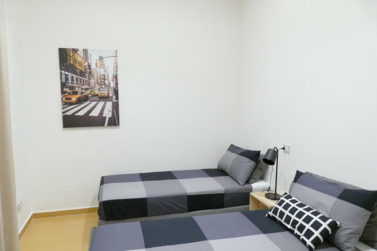 Luxury Manfredi Apartment Σαλέρνο Εξωτερικό φωτογραφία